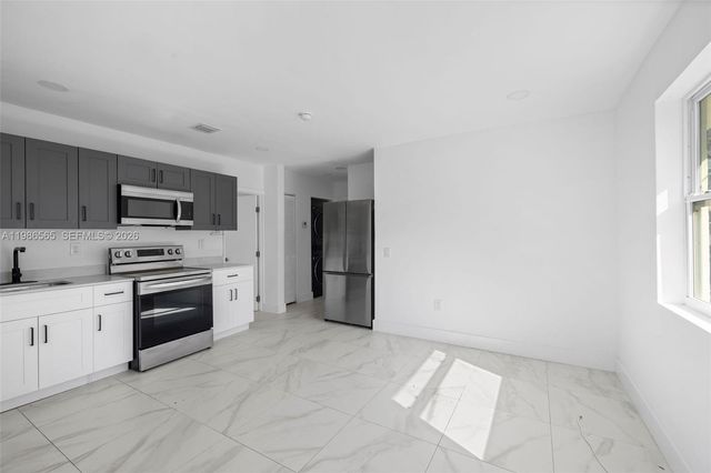 1445 NW 34th St 1445, Miami, FL 33142