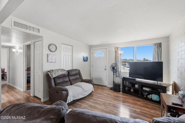 2439 Parkside Drive, Tucson, AZ 85713