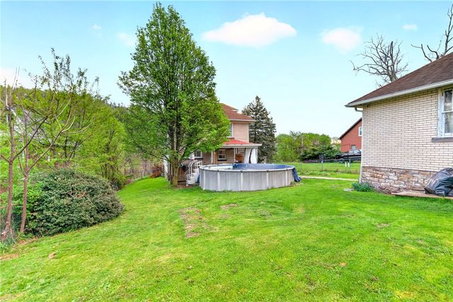 222 Union St, Brownsville, PA 15417