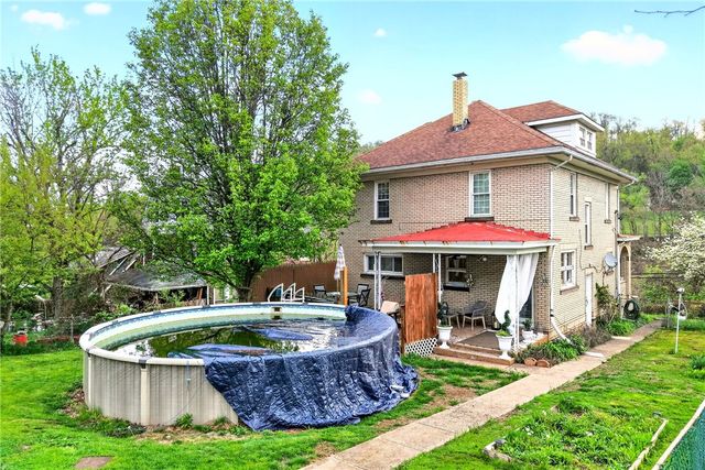 222 Union St, Brownsville, PA 15417
