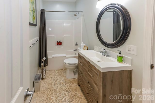 219 Picnic Point Road, Lake Lure, NC 28746