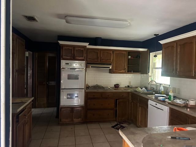 635 Marilyn Dr, Baton Rouge, LA 70815