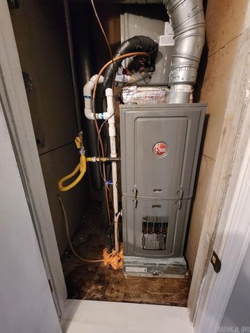 9 Smoking Oaks Drive, Maumelle, AR 72113