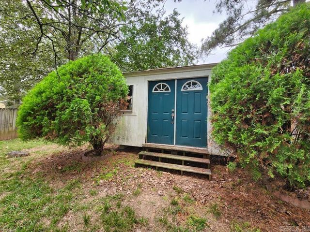 9 Smoking Oaks Drive, Maumelle, AR 72113