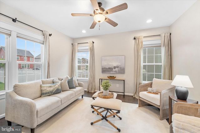 2979 REVERE ST, Bealeton, VA 22712