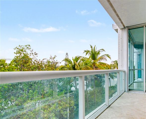 16500 Collins Ave TH-9, Sunny Isles Beach, FL 33160
