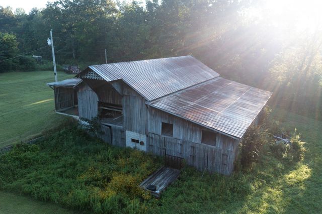 4801 Highway 48, Cumberland Furnace, TN 37051
