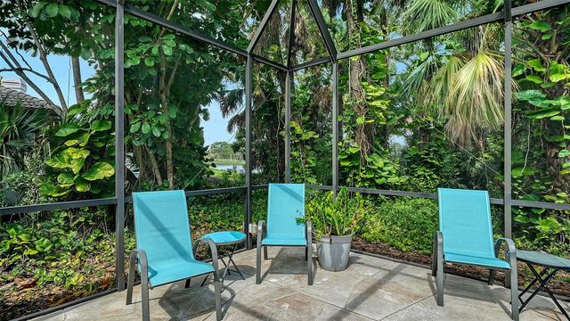 2929 SANDRINGHAM PLACE, Sarasota, FL 34235