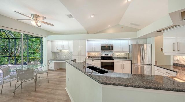 2929 SANDRINGHAM PLACE, Sarasota, FL 34235