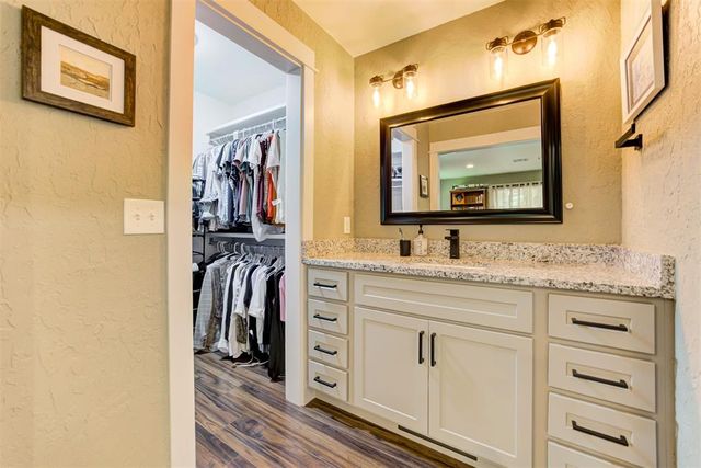 1108 Mesa Trail, Edmond, OK 73025