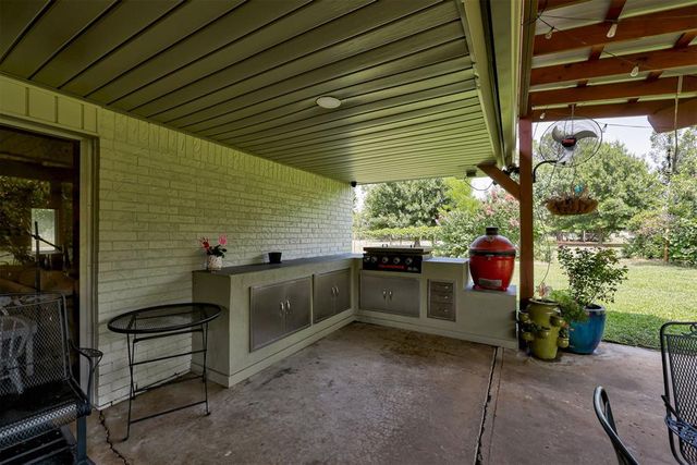1108 Mesa Trail, Edmond, OK 73025