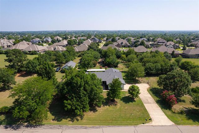 1108 Mesa Trail, Edmond, OK 73025