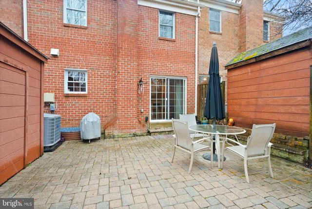 5528 FALMEAD RD, Fairfax, VA 22032