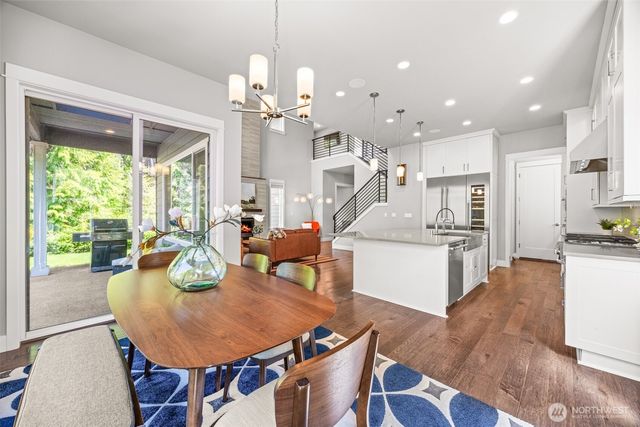 21888 SE 5TH Place, Sammamish, WA 98074