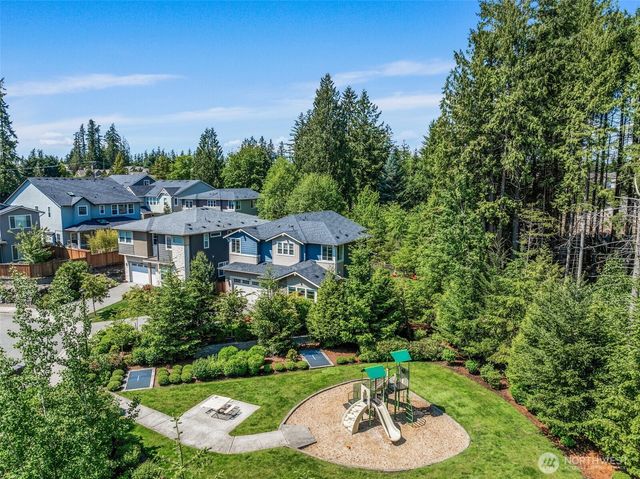 21888 SE 5TH Place, Sammamish, WA 98074