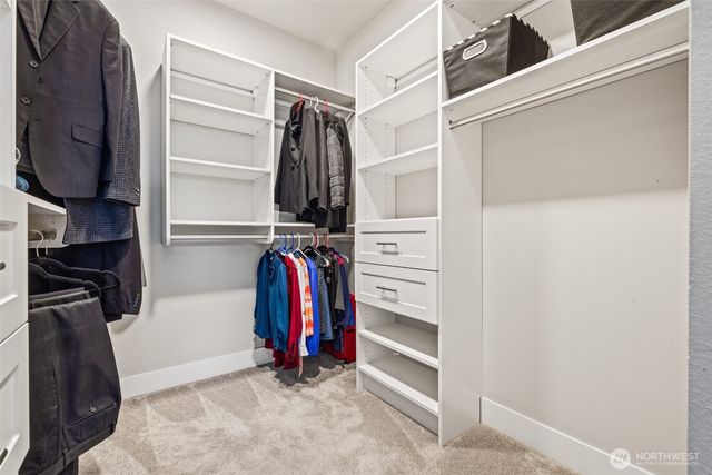 21888 SE 5TH Place, Sammamish, WA 98074