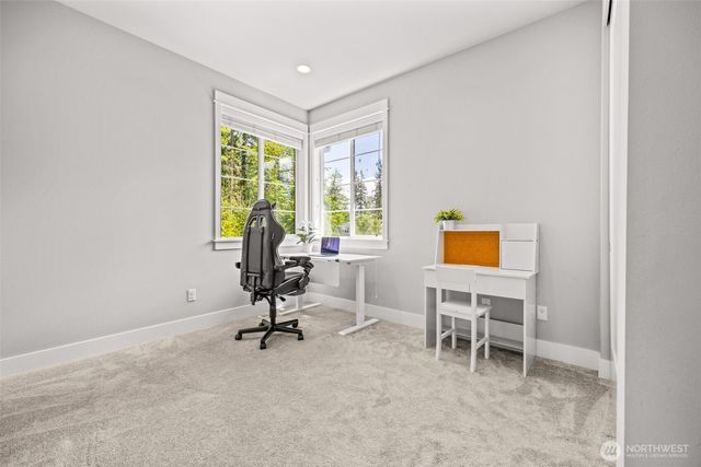 21888 SE 5TH Place, Sammamish, WA 98074