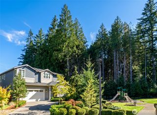 21888 SE 5TH Place, Sammamish, WA 98074
