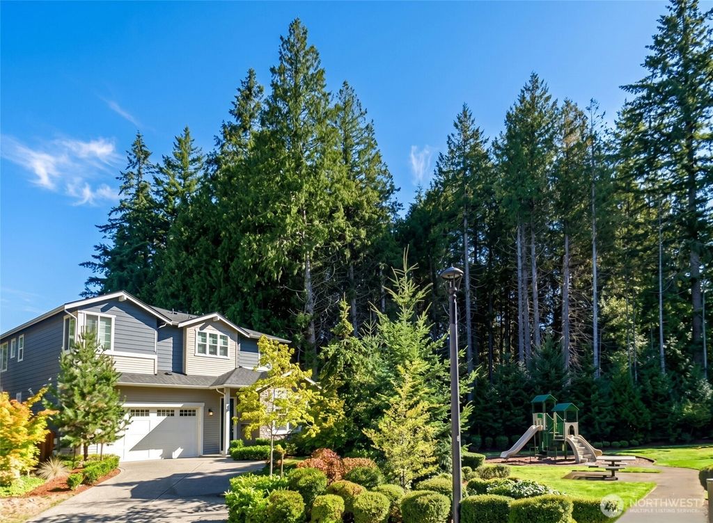 21888 SE 5TH Place, Sammamish, WA 98074