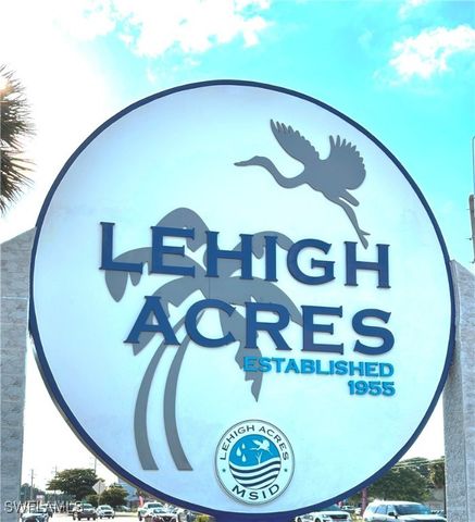 650 Columbus BLVD S, Lehigh Acres, FL 33974