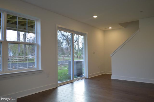 113 FRED CLARK DR, Pennington, NJ 08534