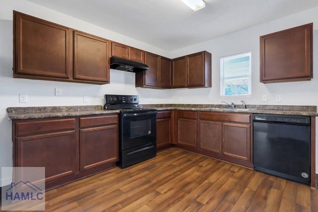 307 Lumpkin Lane, Hinesville, GA 31313