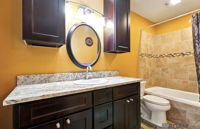 15337 Woodlore Dr, Baton Rouge, LA 70816