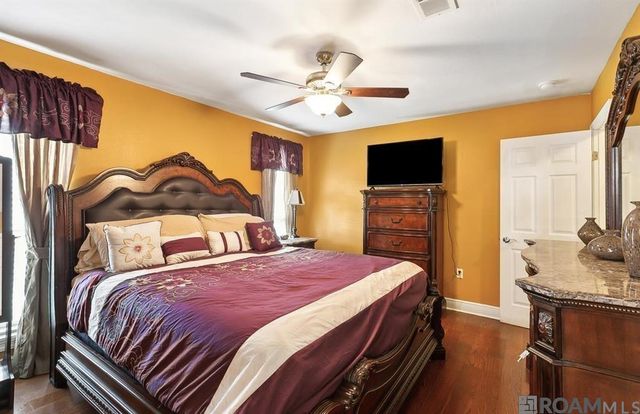 15337 Woodlore Dr, Baton Rouge, LA 70816