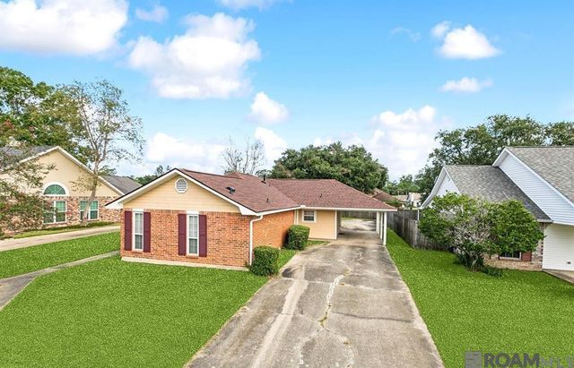 15337 Woodlore Dr, Baton Rouge, LA 70816
