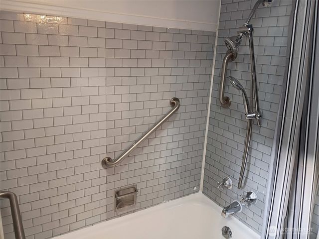 4812 Yakima Ave, Tacoma, WA 98408