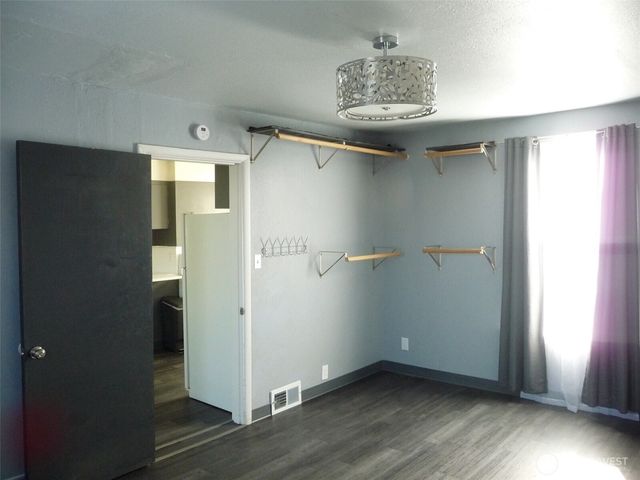 4812 Yakima Ave, Tacoma, WA 98408