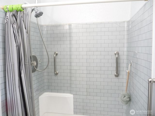 4812 Yakima Ave, Tacoma, WA 98408