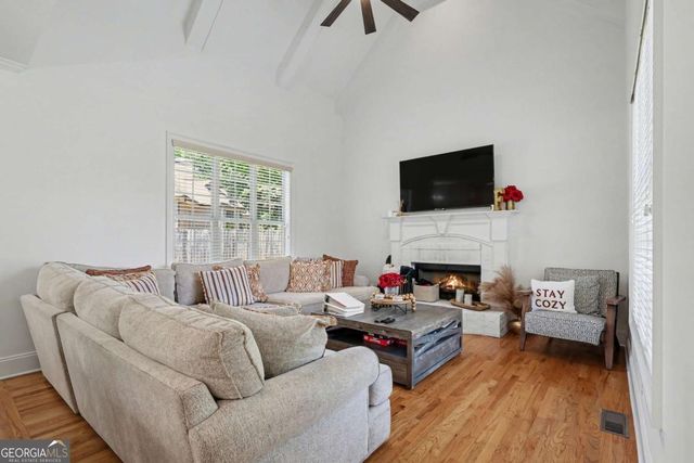 5028 Stefan Ridge Way, Buford, GA 30519