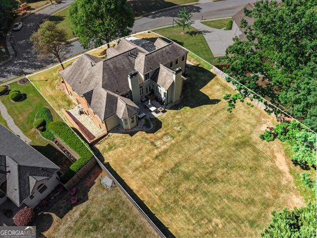 5028 Stefan Ridge Way, Buford, GA 30519