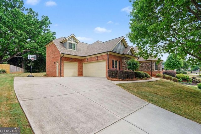 5028 Stefan Ridge Way, Buford, GA 30519