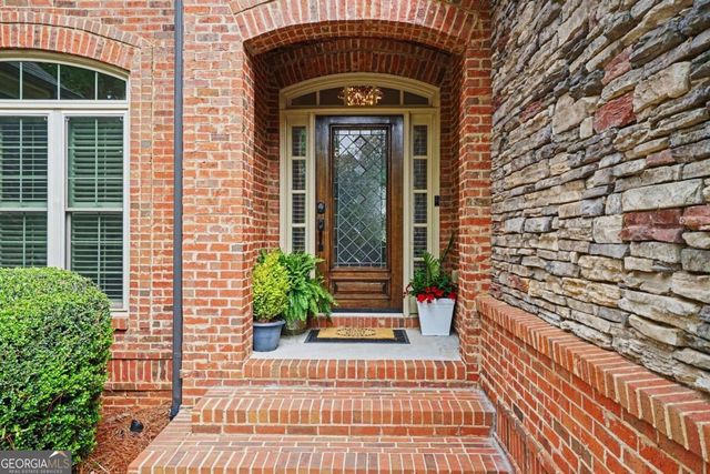 5028 Stefan Ridge Way, Buford, GA 30519