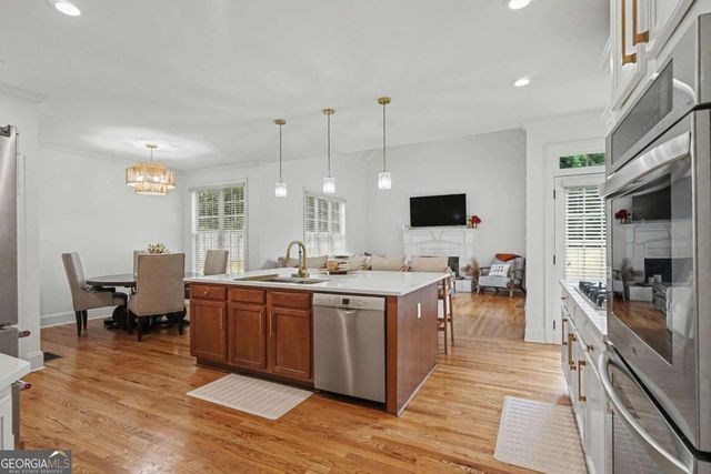 5028 Stefan Ridge Way, Buford, GA 30519