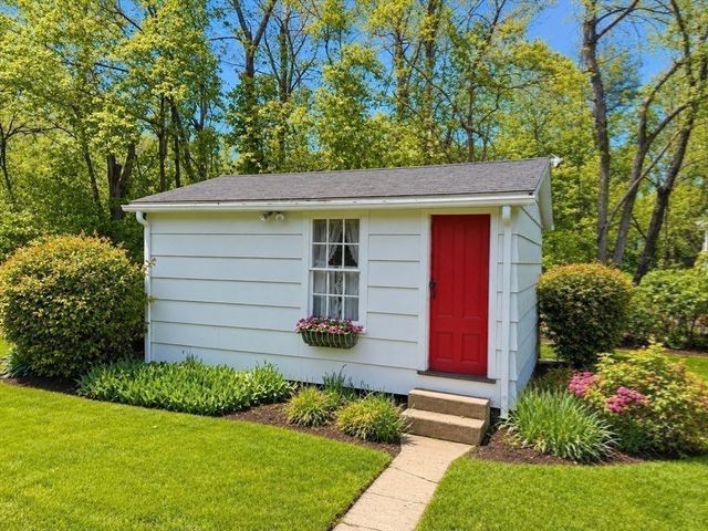 822 Whitman St, Hanson, MA 02341
