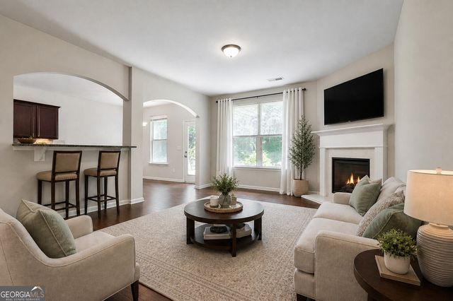 240 Stillwood Drive, Newnan, GA 30265