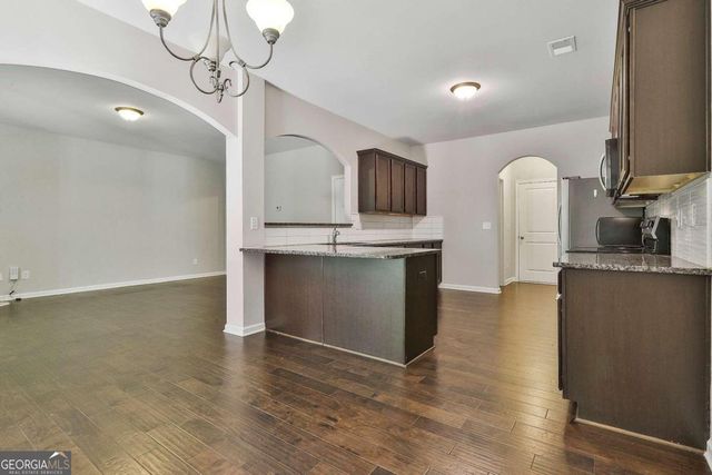240 Stillwood Drive, Newnan, GA 30265
