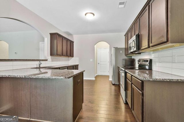 240 Stillwood Drive, Newnan, GA 30265