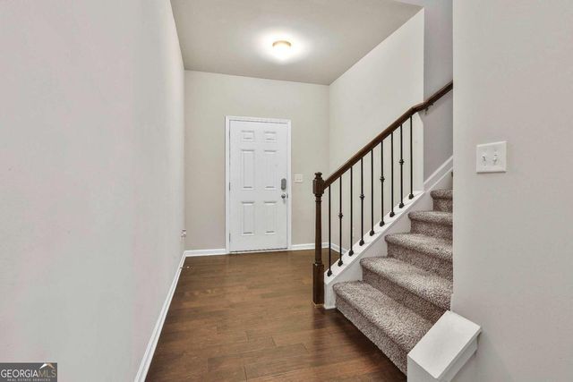 240 Stillwood Drive, Newnan, GA 30265