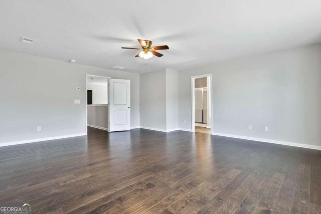 240 Stillwood Drive, Newnan, GA 30265