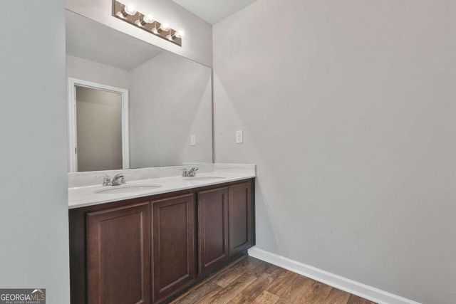 240 Stillwood Drive, Newnan, GA 30265