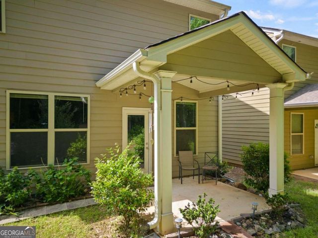 240 Stillwood Drive, Newnan, GA 30265