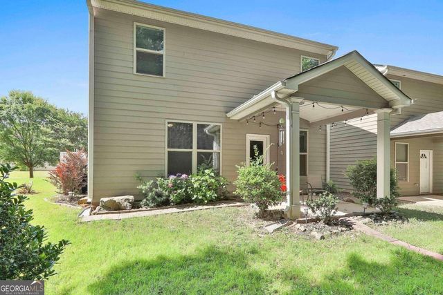 240 Stillwood Drive, Newnan, GA 30265