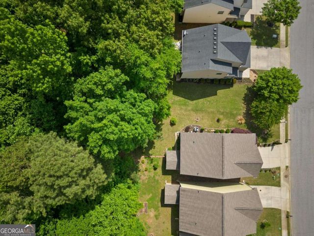 240 Stillwood Drive, Newnan, GA 30265