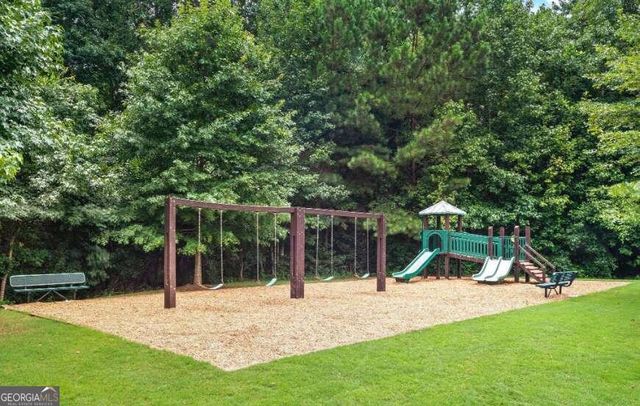 240 Stillwood Drive, Newnan, GA 30265
