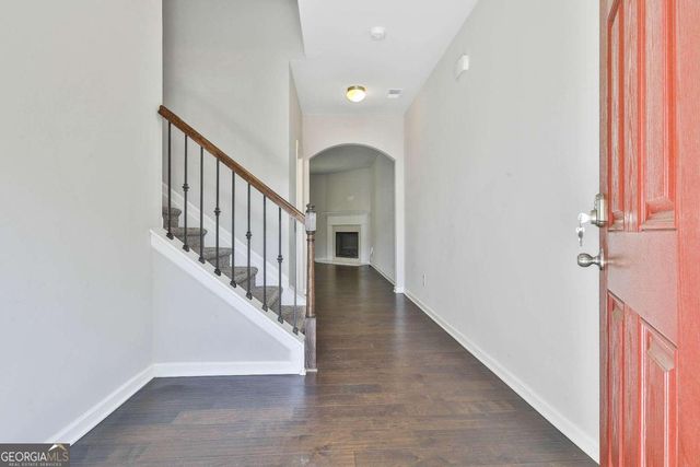 240 Stillwood Drive, Newnan, GA 30265