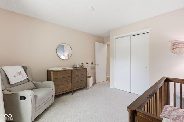 624 Colbarn Drive, Fishers, IN 46038